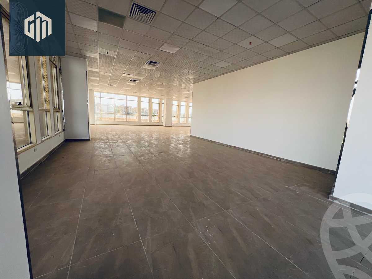 https://aqarmap.com.eg/en/listing/6124189-for-rent-cairo-new-cairo-lrhb-city-phase-1-youssef-el-sebaey-st