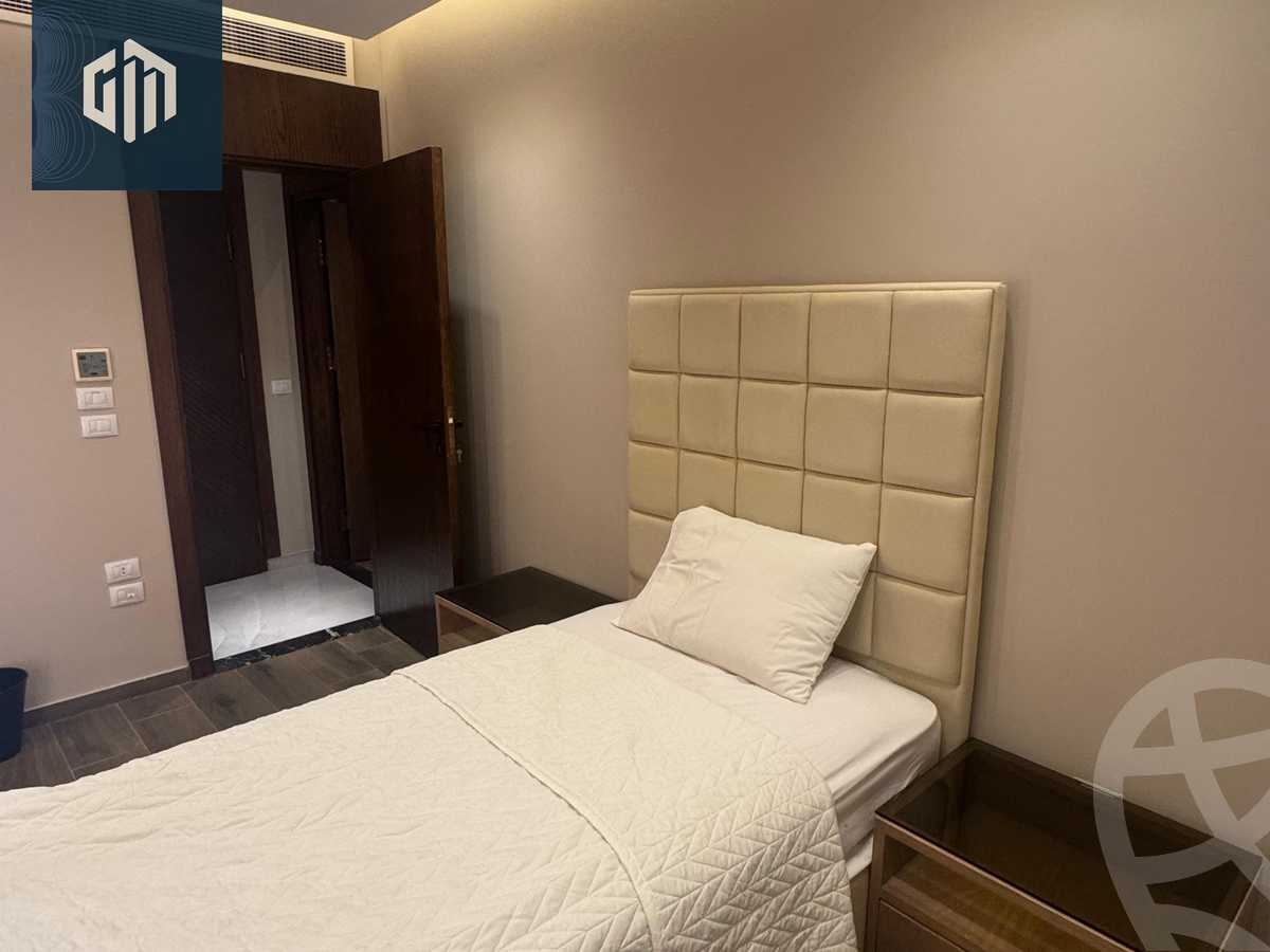 https://aqarmap.com.eg/en/listing/6125514-for-rent-cairo-new-cairo-compounds-lakeview-residence
