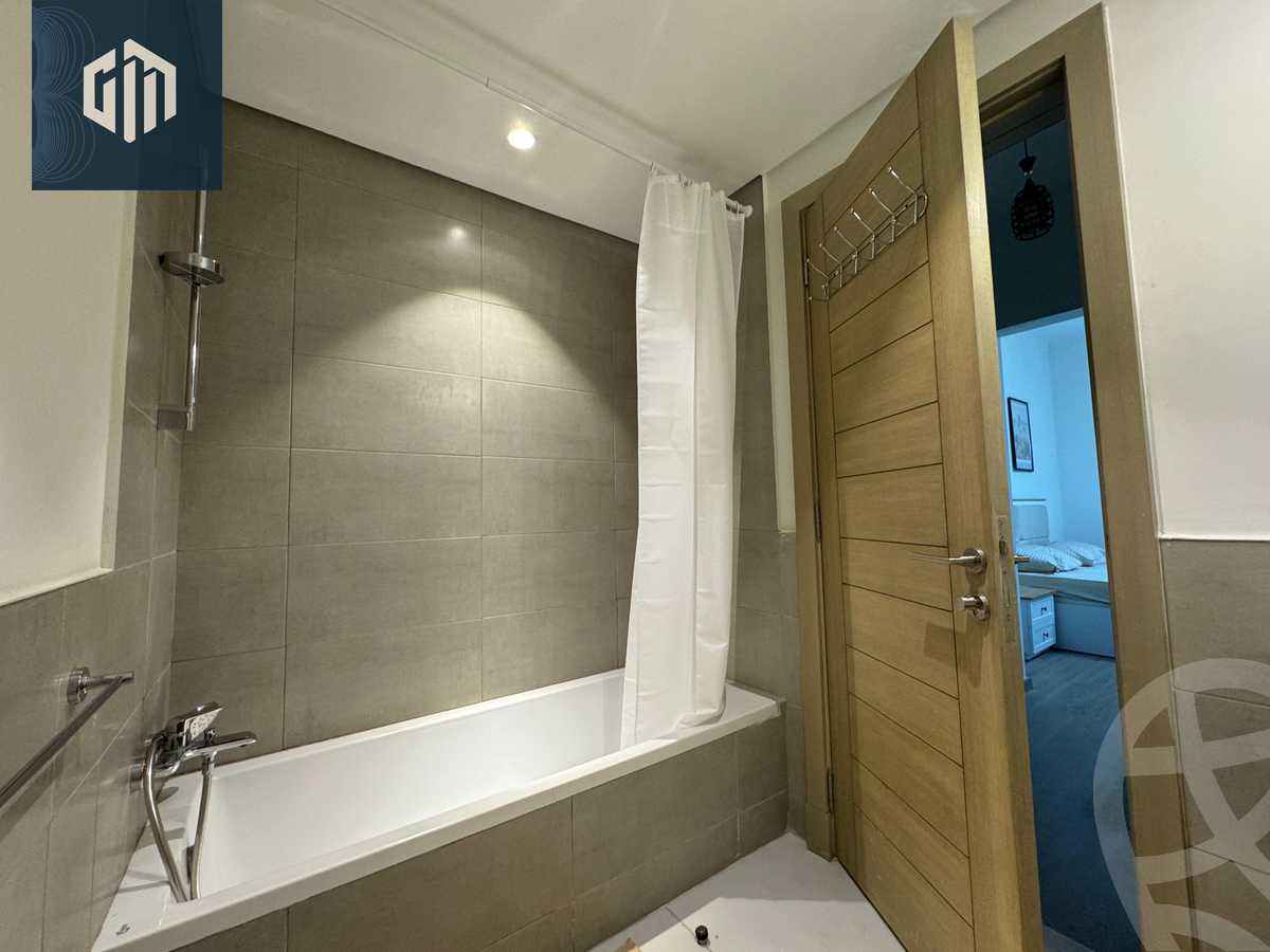 https://aqarmap.com.eg/ar/listing/6125610-for-rent-cairo-new-cairo-compounds-mivida-avenues-residence-mivida