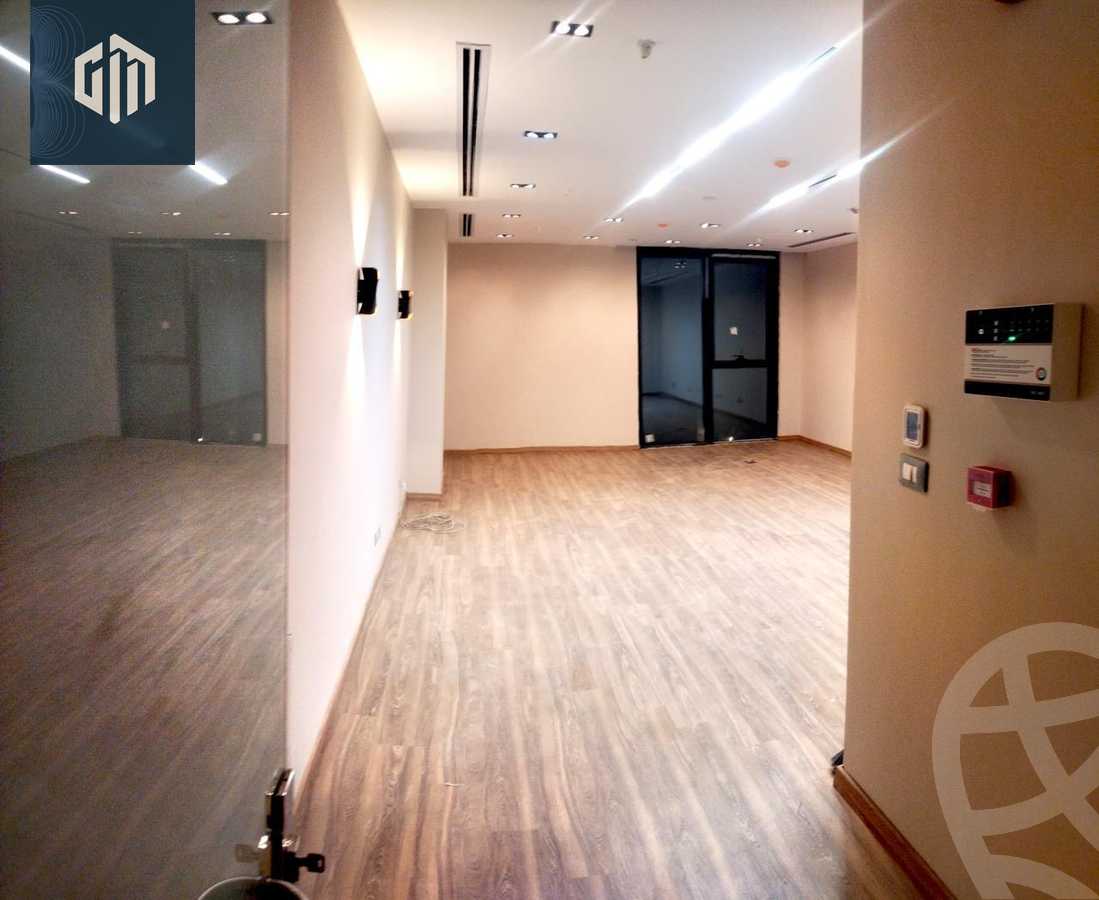 https://aqarmap.com.eg/en/listing/6132582-for-rent-cairo-new-cairo-compounds-hyde-park-centre-ville-hyde-park