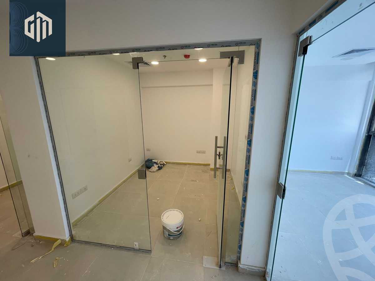 https://aqarmap.com.eg/en/listing/6132674-for-rent-cairo-new-cairo-compounds-hyde-park-centre-ville-hyde-park