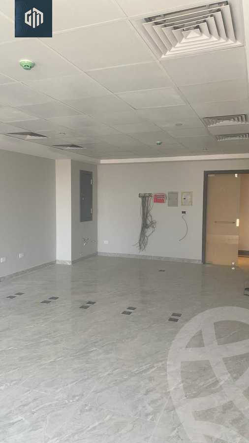 https://aqarmap.com.eg/ar/listing/6132768-for-rent-cairo-new-cairo-compounds-hyde-park-business-district