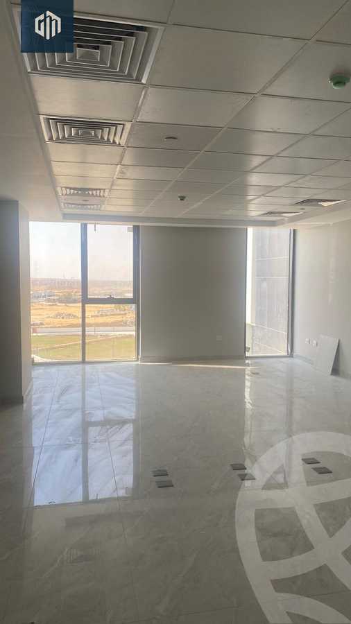 https://aqarmap.com.eg/ar/listing/6132768-for-rent-cairo-new-cairo-compounds-hyde-park-business-district