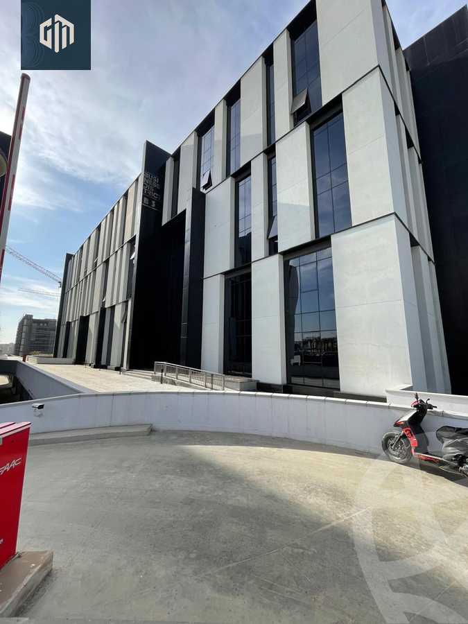 https://aqarmap.com.eg/ar/listing/6132853-for-sale-cairo-new-cairo-compounds-hyde-park-business-district