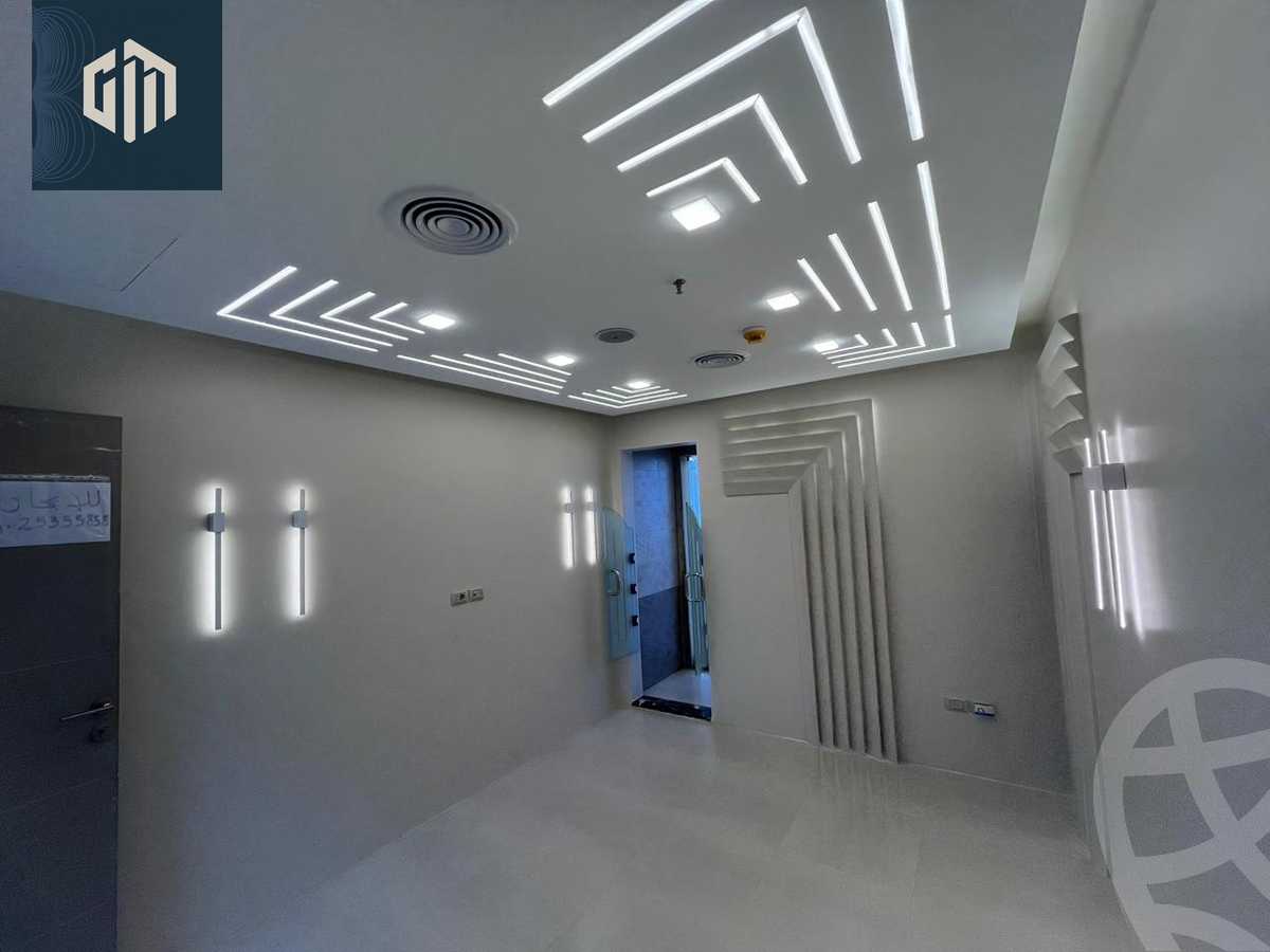 https://aqarmap.com.eg/ar/listing/6135747-for-rent-cairo-new-cairo-compounds-kyrw-kbytl-sntr-ktlyst-llttwyr