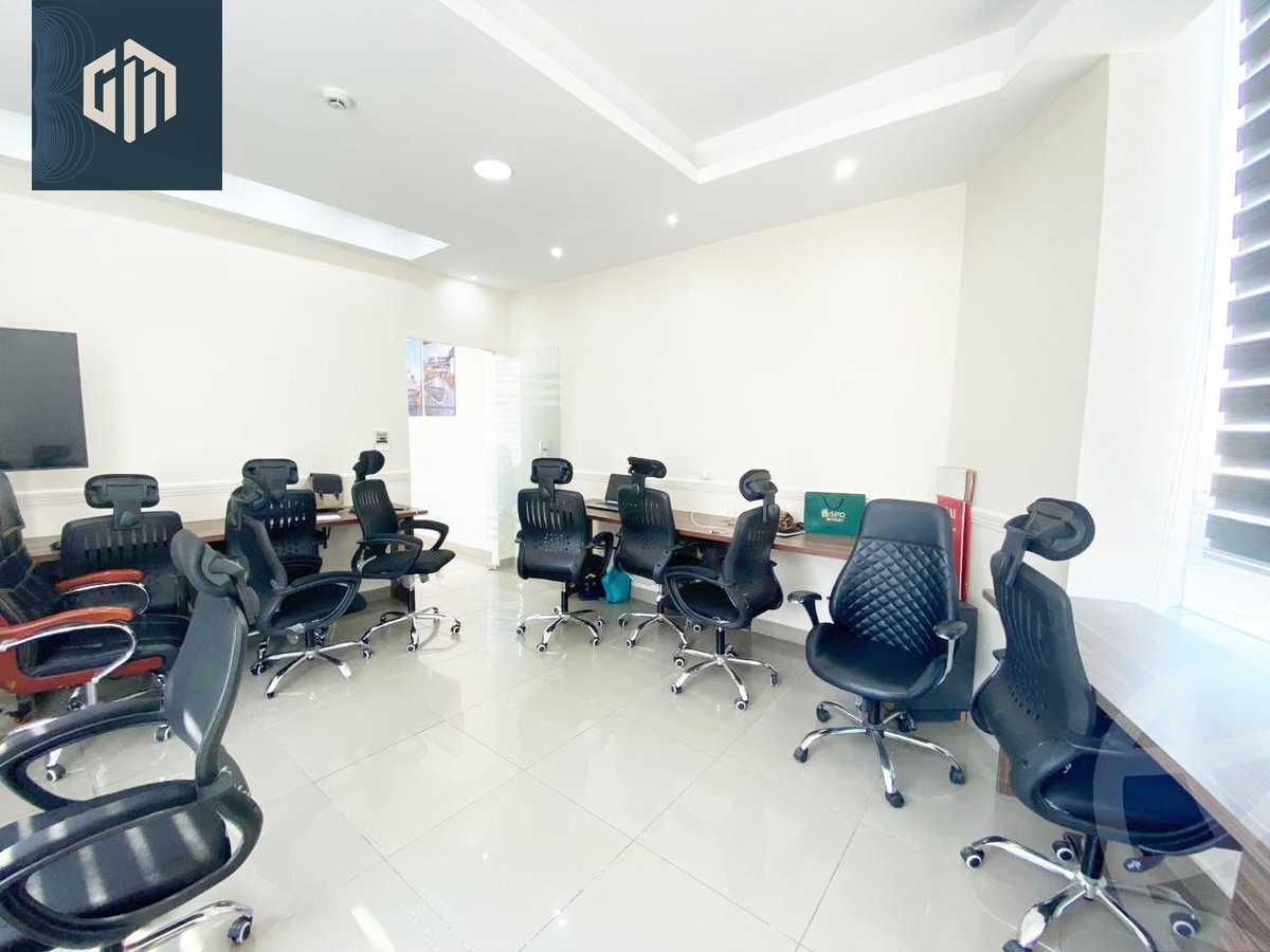 https://aqarmap.com.eg/ar/listing/6137945-for-rent-cairo-new-cairo-90th-street-south-teseen-st