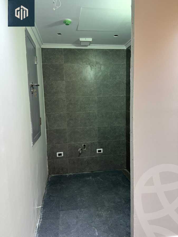 https://aqarmap.com.eg/en/listing/6141667-for-rent-cairo-new-cairo-compounds-hyde-park-centre-ville-hyde-park