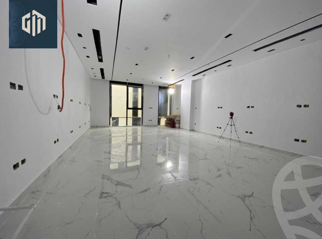 https://aqarmap.com.eg/en/listing/6141692-for-rent-cairo-new-cairo-compounds-hyde-park-centre-ville-hyde-park