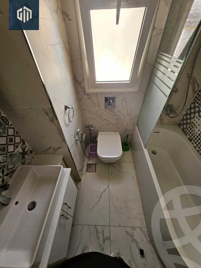 https://aqarmap.com.eg/ar/listing/6141835-for-rent-cairo-new-cairo-compounds-mountain-view-hyde-park