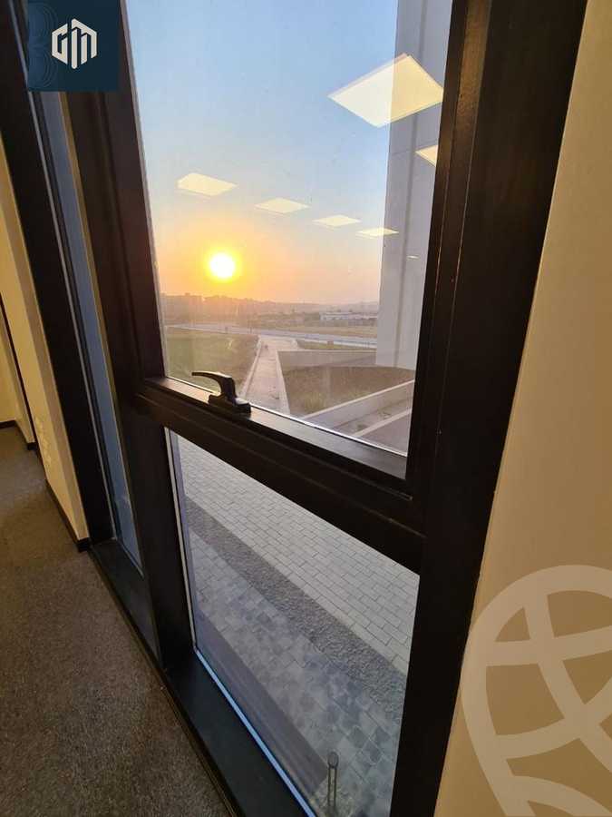 https://aqarmap.com.eg/en/listing/6146700-for-rent-cairo-new-cairo-compounds-hyde-park-centre-ville-hyde-park