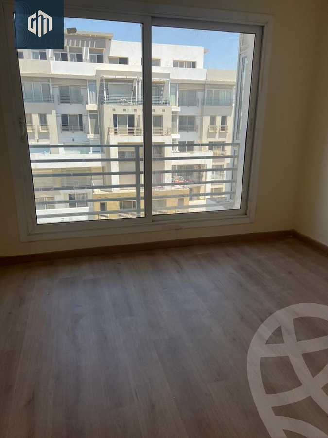 https://aqarmap.com.eg/ar/listing/6151649-for-rent-cairo-new-cairo-compounds-mountain-view-hyde-park