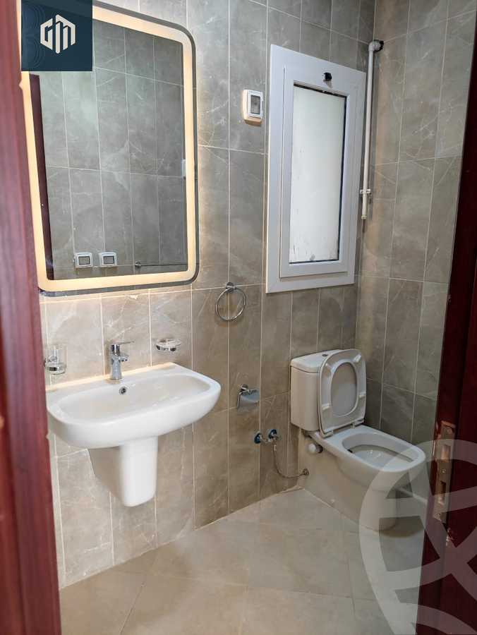 https://aqarmap.com.eg/en/listing/6151730-for-rent-cairo-new-cairo-compounds-hyde-park-centre-ville-hyde-park
