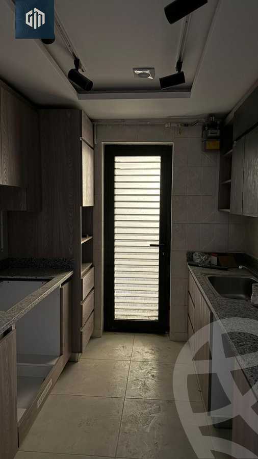 https://aqarmap.com.eg/en/listing/6154028-for-rent-cairo-new-cairo-compounds-lakeview-residence