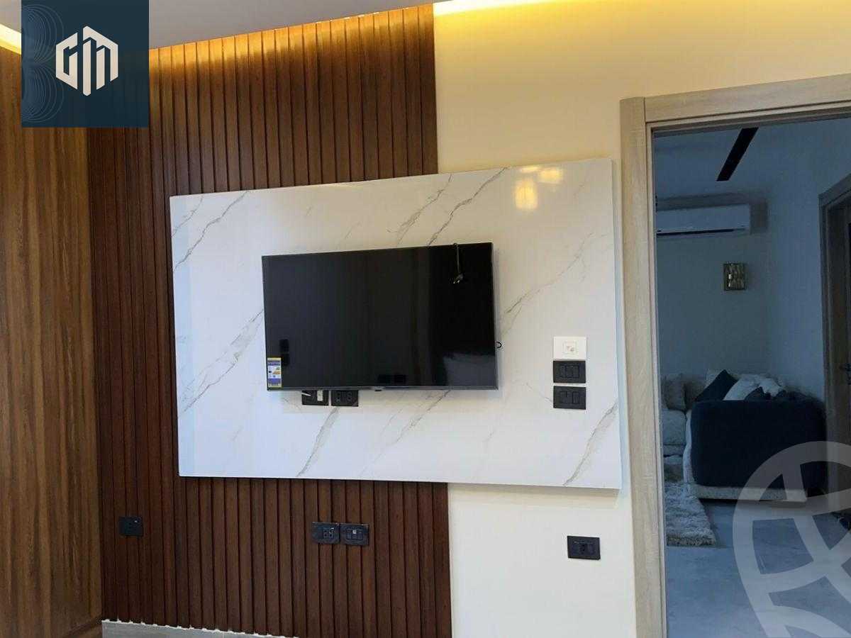 https://aqarmap.com.eg/en/listing/6154098-for-rent-cairo-new-cairo-compounds-hyde-park-centre-ville-hyde-park