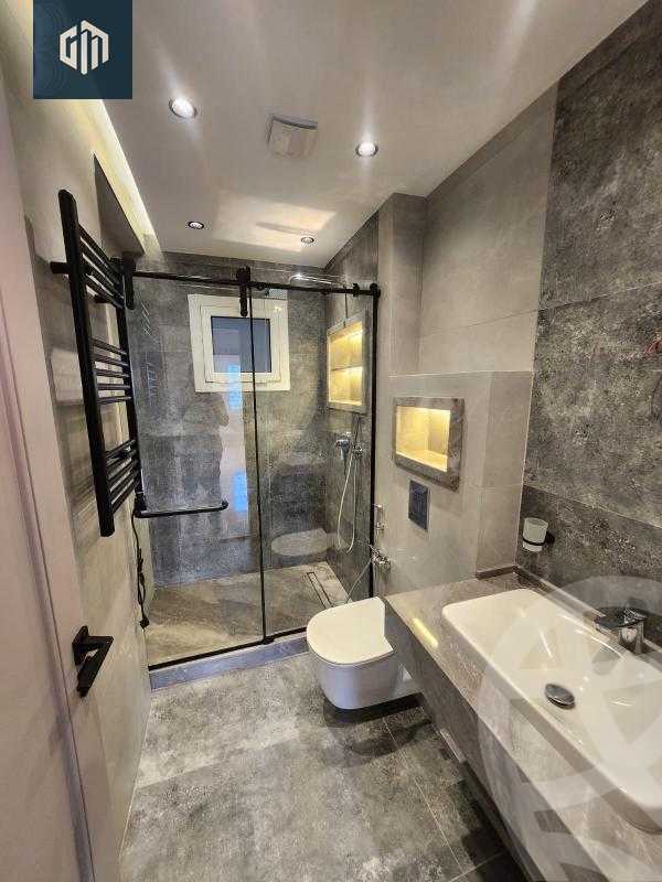 https://aqarmap.com.eg/ar/listing/6186080-for-sale-cairo-new-cairo-compounds-hyde-park-centre-ville-hyde-park