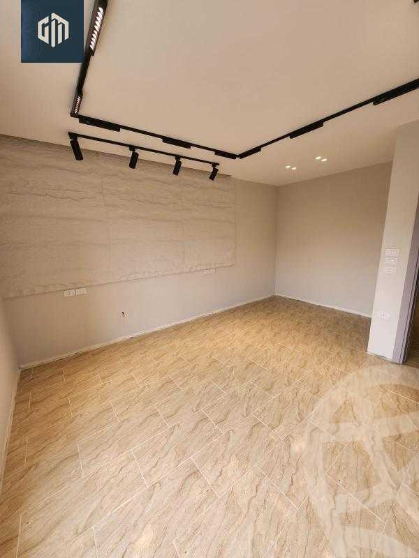 https://aqarmap.com.eg/ar/listing/6186080-for-sale-cairo-new-cairo-compounds-hyde-park-centre-ville-hyde-park