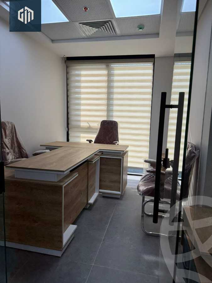 https://aqarmap.com.eg/ar/listing/6187178-for-rent-cairo-new-cairo-compounds-hyde-park-centre-ville-hyde-park