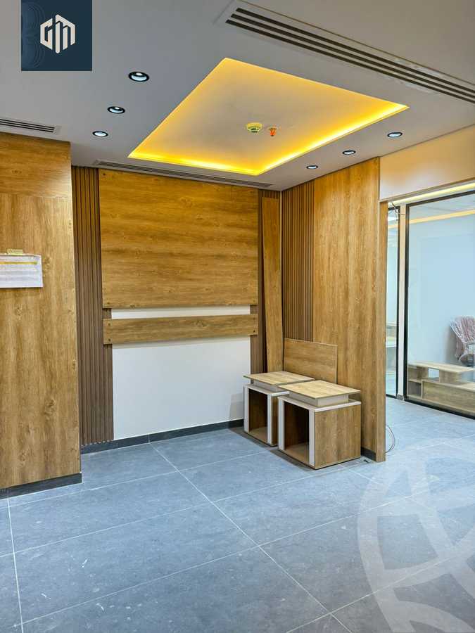https://aqarmap.com.eg/ar/listing/6187178-for-rent-cairo-new-cairo-compounds-hyde-park-centre-ville-hyde-park