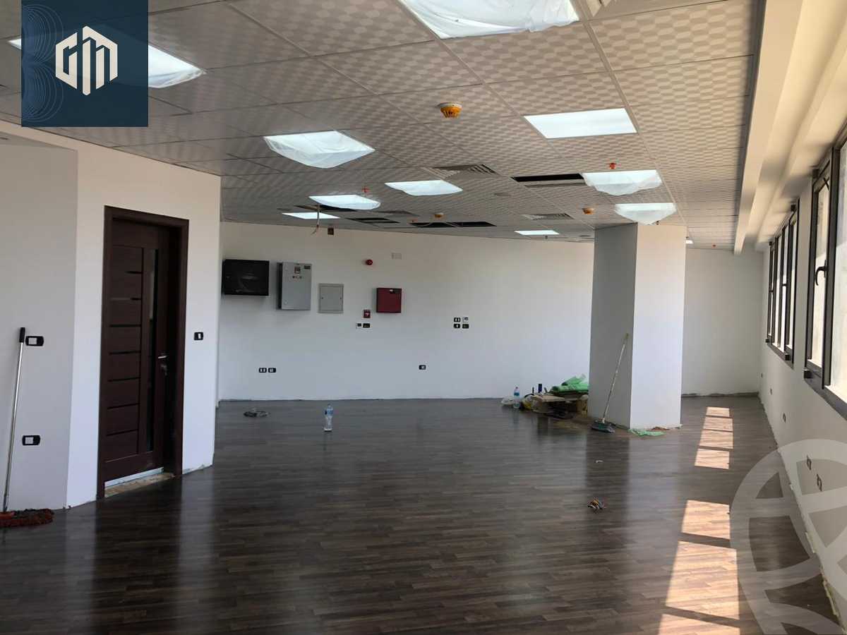 https://aqarmap.com.eg/en/listing/6190130-for-rent-cairo-new-cairo-compounds-hyde-park-centre-ville-hyde-park