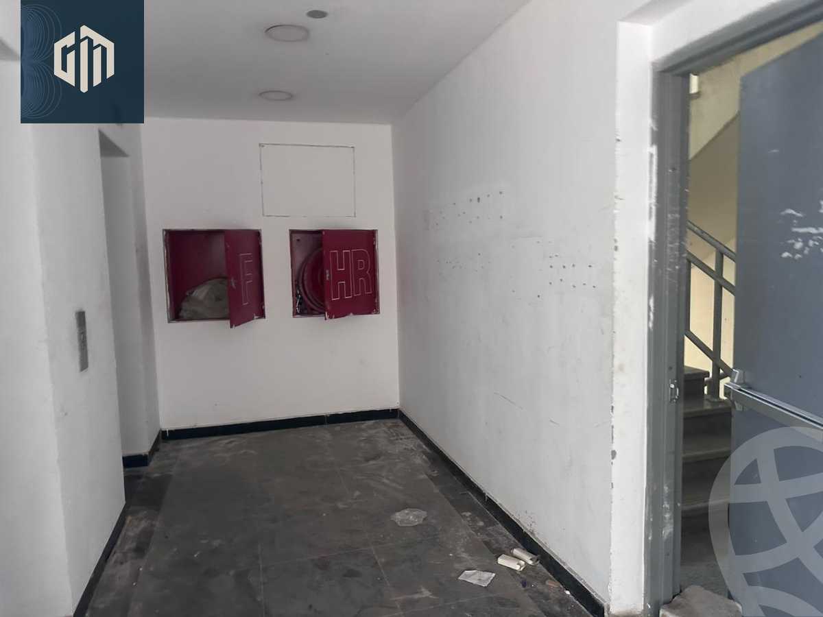 https://aqarmap.com.eg/ar/listing/6190912-for-rent-cairo-new-cairo-shr-mjm-lbnwk
