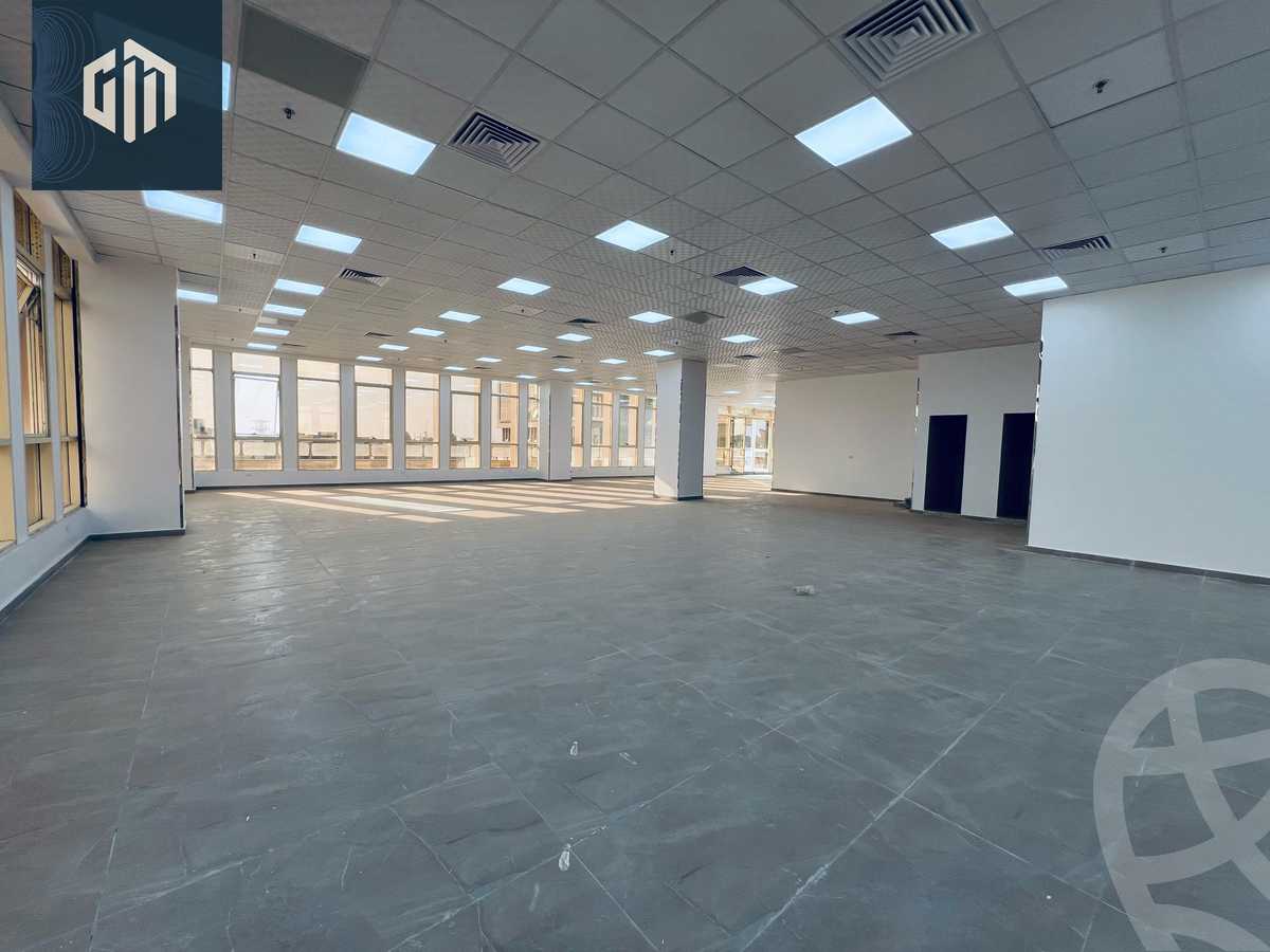 https://aqarmap.com.eg/ar/listing/6190986-for-rent-cairo-new-cairo-lrhb-city-phase-1-youssef-el-sebaey-st