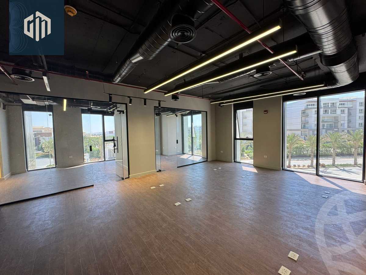 https://aqarmap.com.eg/ar/listing/6191404-for-rent-cairo-new-cairo-compounds-hyde-park-park-corner-hyde-park