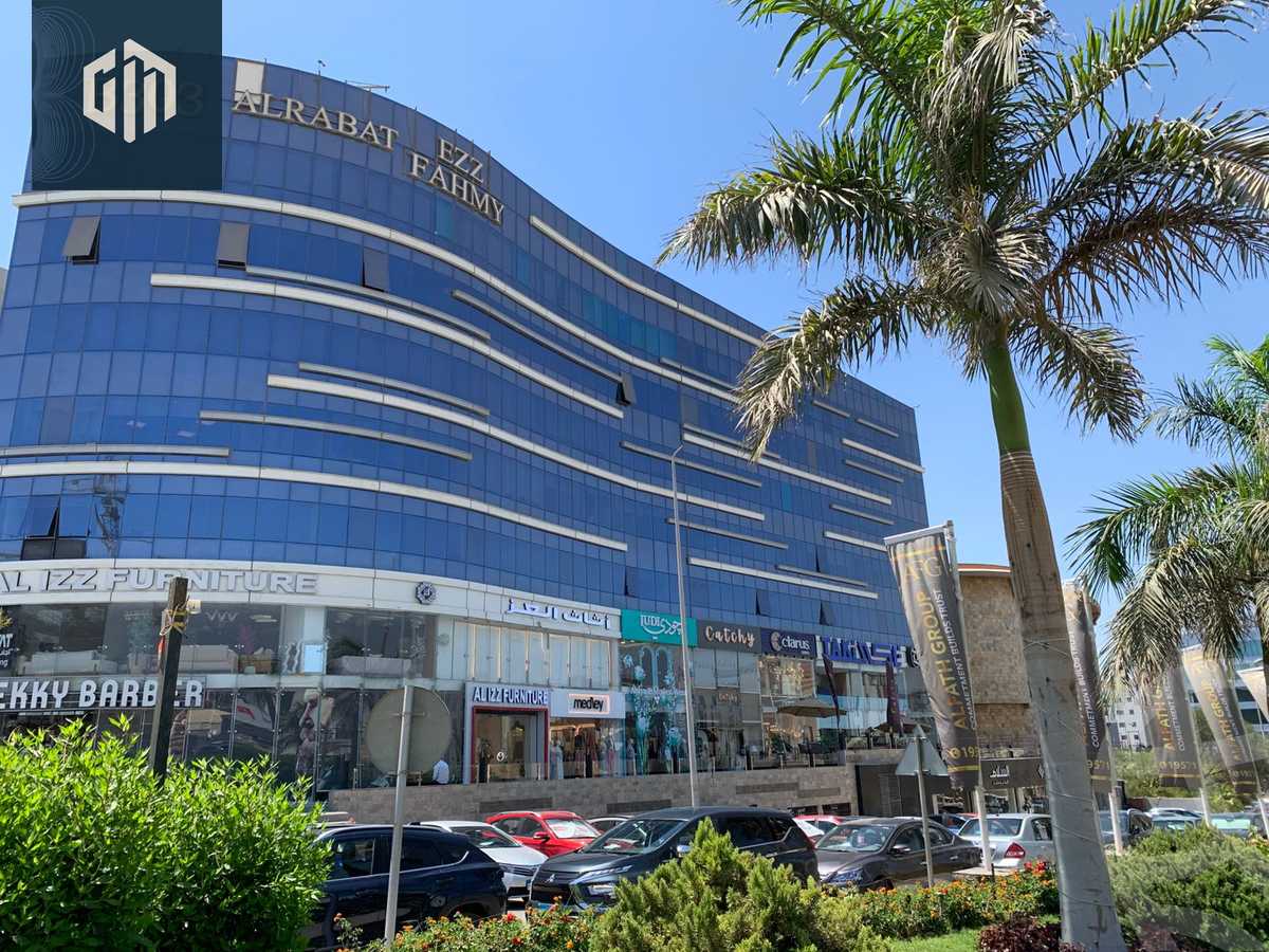 https://aqarmap.com.eg/ar/listing/6191455-for-rent-cairo-new-cairo-90th-street-south-teseen-st