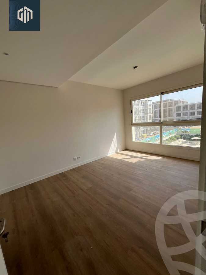 https://aqarmap.com.eg/ar/listing/6230438-for-rent-cairo-new-cairo-compounds-mivida-mivida-business-park-emaar