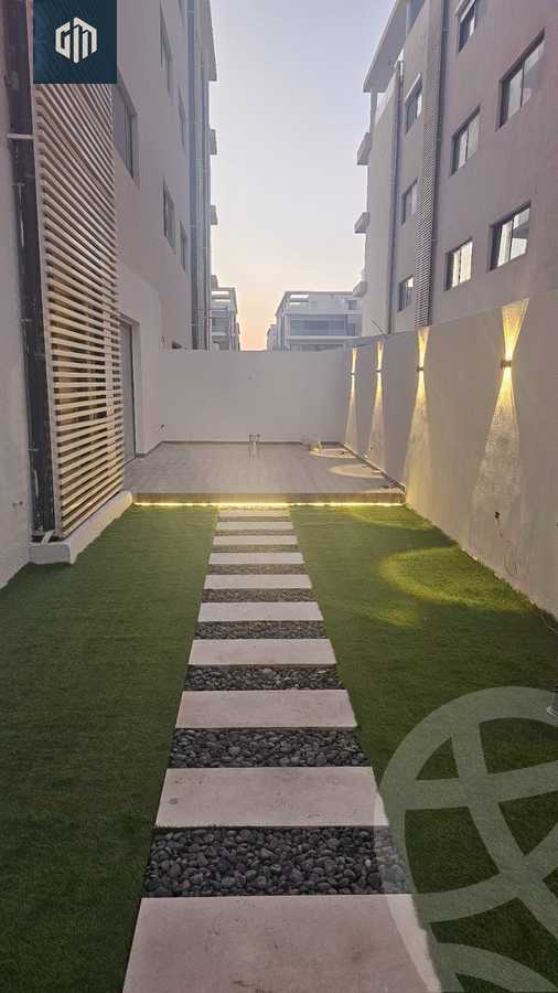 https://aqarmap.com.eg/en/listing/6230928-for-rent-cairo-new-cairo-compounds-lake-view