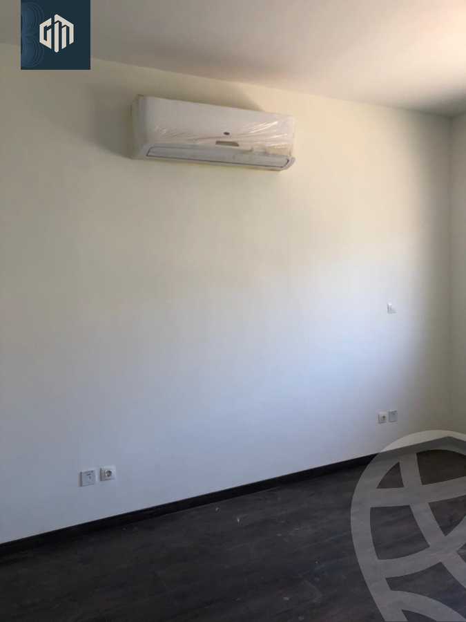 https://aqarmap.com.eg/ar/listing/6234713-for-rent-cairo-new-cairo-compounds-mivida-mivida-parcel-7