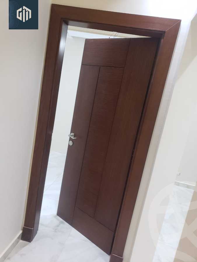 https://aqarmap.com.eg/ar/listing/6241280-for-rent-cairo-new-cairo-compounds-villette-kmbwnd-sky-kwndwz-swdyk-villette