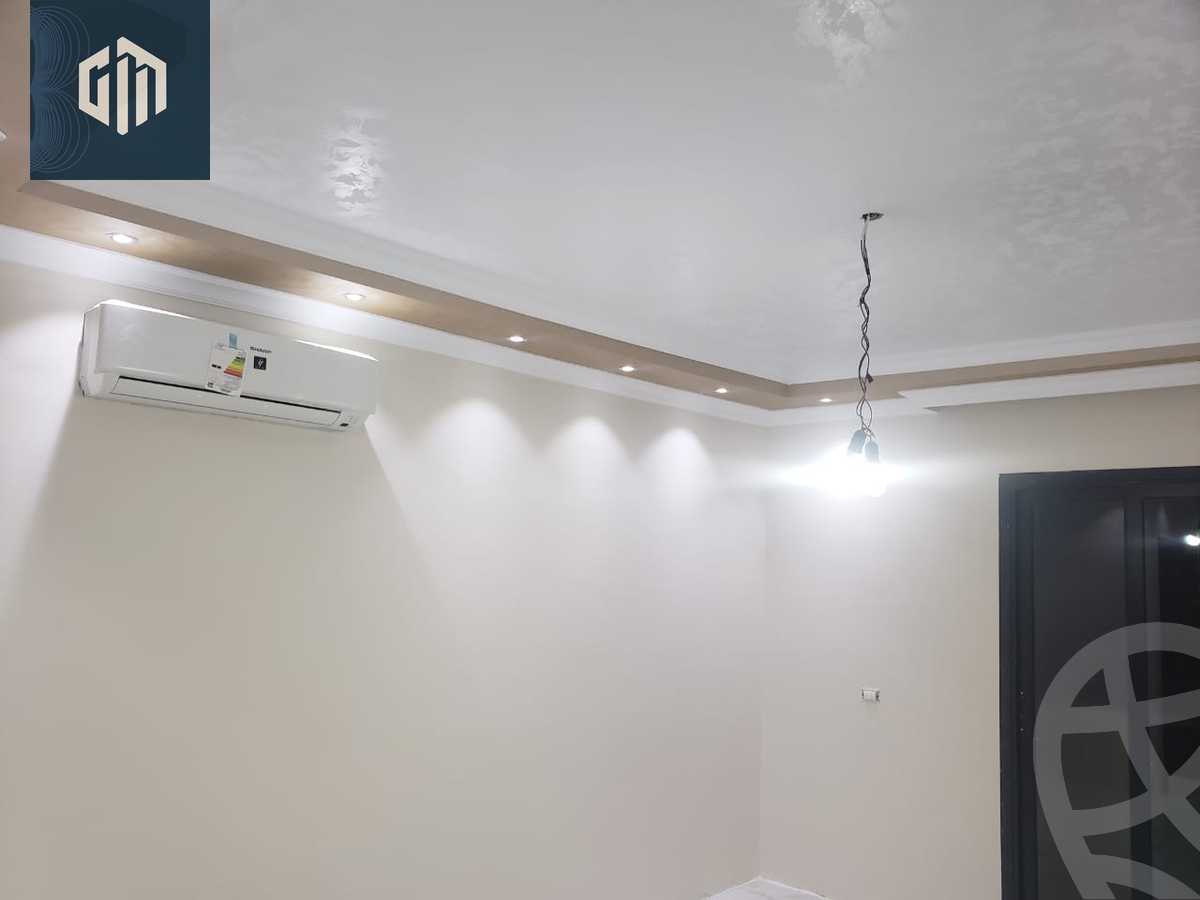 https://aqarmap.com.eg/ar/listing/6241280-for-rent-cairo-new-cairo-compounds-villette-kmbwnd-sky-kwndwz-swdyk-villette