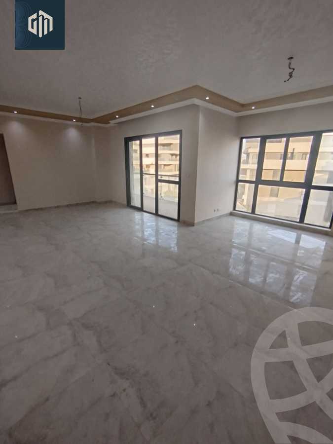 https://aqarmap.com.eg/ar/listing/6241280-for-rent-cairo-new-cairo-compounds-villette-kmbwnd-sky-kwndwz-swdyk-villette