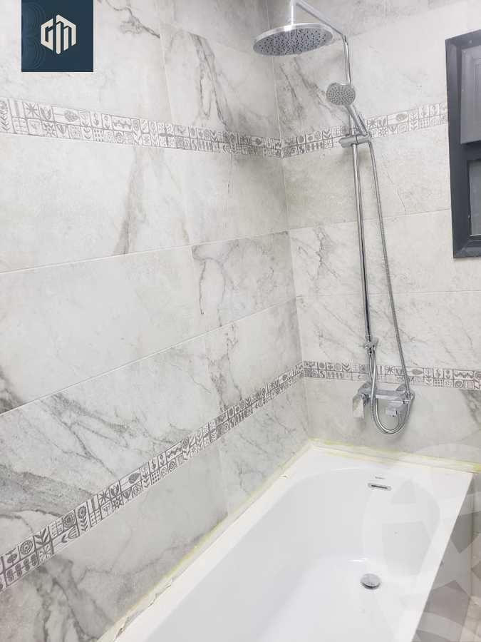 https://aqarmap.com.eg/ar/listing/6241280-for-rent-cairo-new-cairo-compounds-villette-kmbwnd-sky-kwndwz-swdyk-villette
