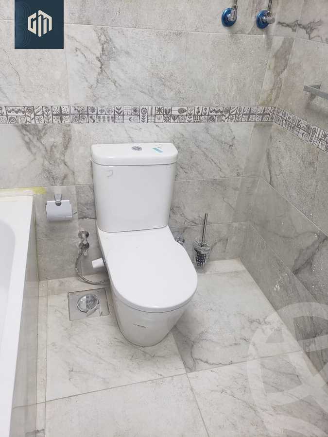 https://aqarmap.com.eg/ar/listing/6241280-for-rent-cairo-new-cairo-compounds-villette-kmbwnd-sky-kwndwz-swdyk-villette