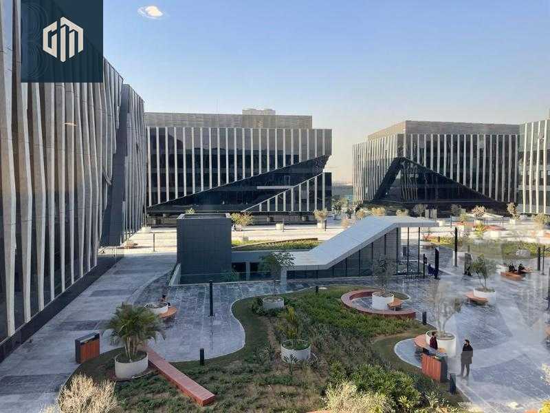 https://aqarmap.com.eg/ar/listing/6249065-for-sale-cairo-new-cairo-compounds-eastown-eastown-parks