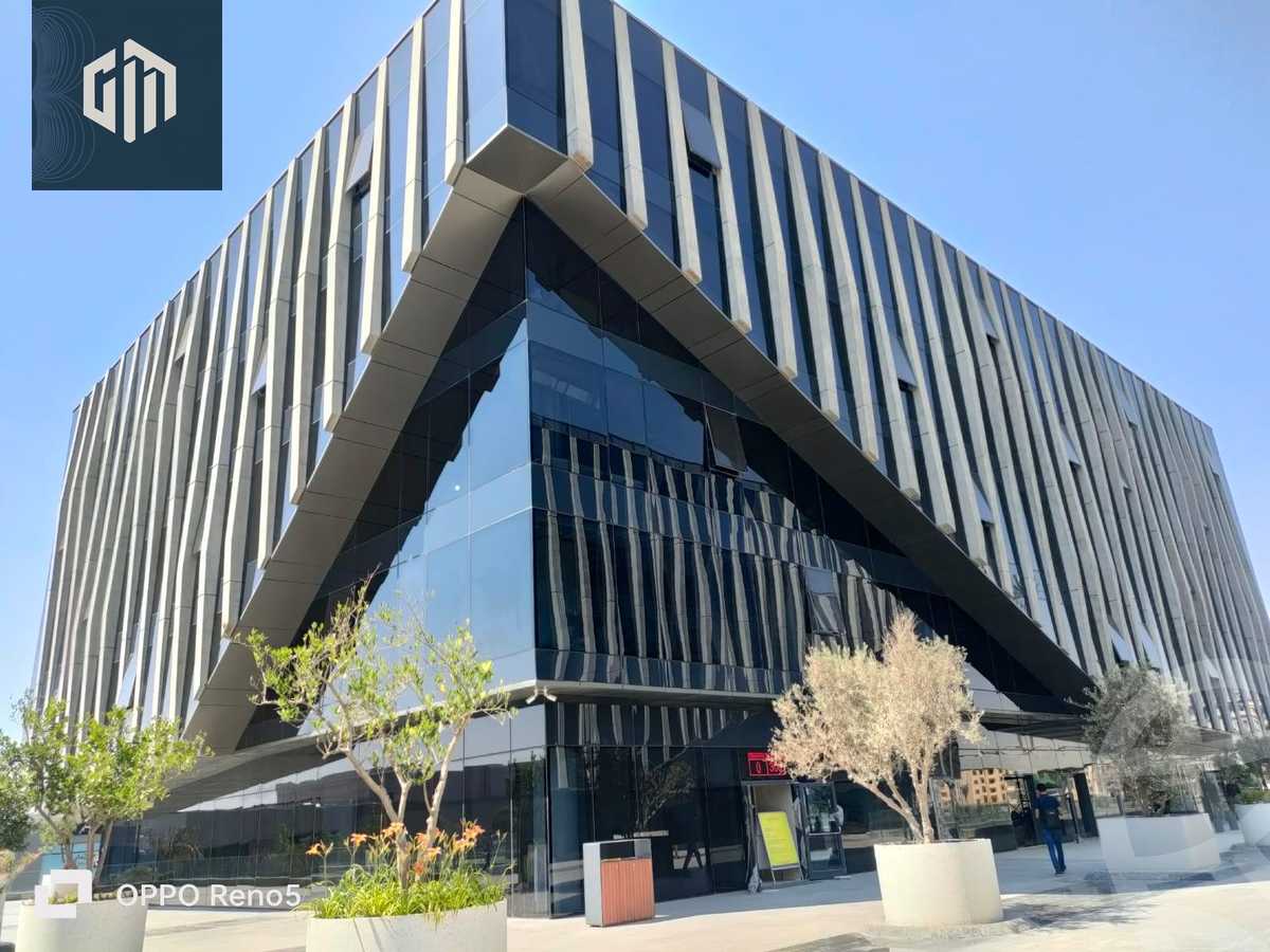 https://aqarmap.com.eg/ar/listing/6249111-for-sale-cairo-new-cairo-compounds-eastown-eastown-parks