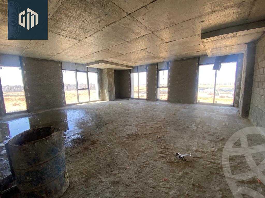 https://aqarmap.com.eg/ar/listing/6249292-for-rent-cairo-new-cairo-compounds-hyde-park-centre-ville-hyde-park