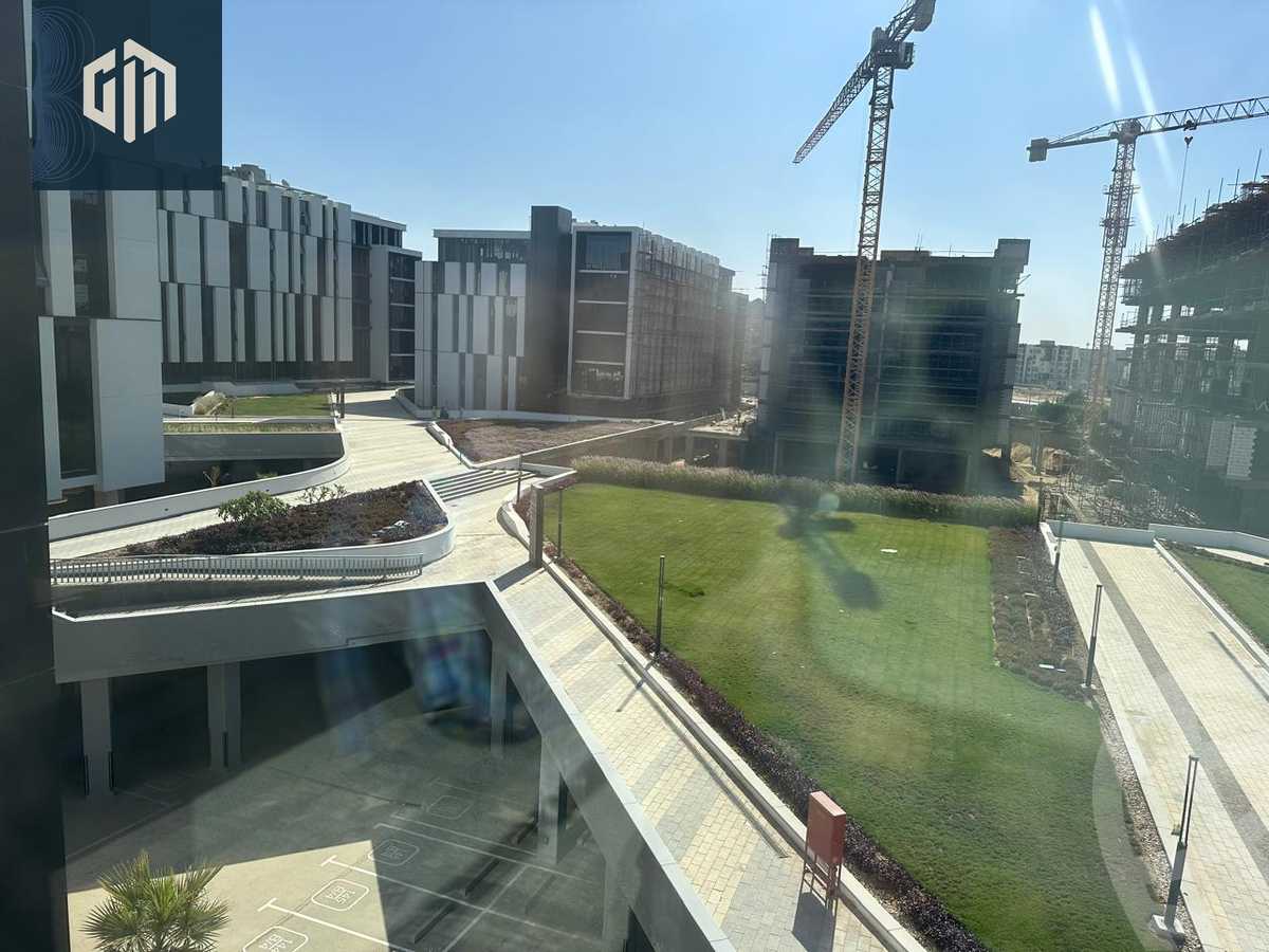 https://aqarmap.com.eg/ar/listing/6249292-for-rent-cairo-new-cairo-compounds-hyde-park-centre-ville-hyde-park