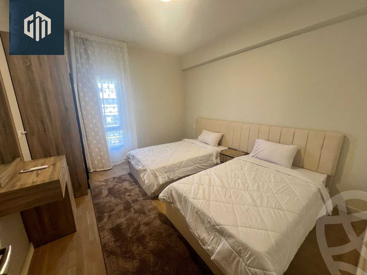 https://aqarmap.com.eg/ar/listing/6262262-for-rent-cairo-new-cairo-compounds-mivida-mivida-business-park-emaar