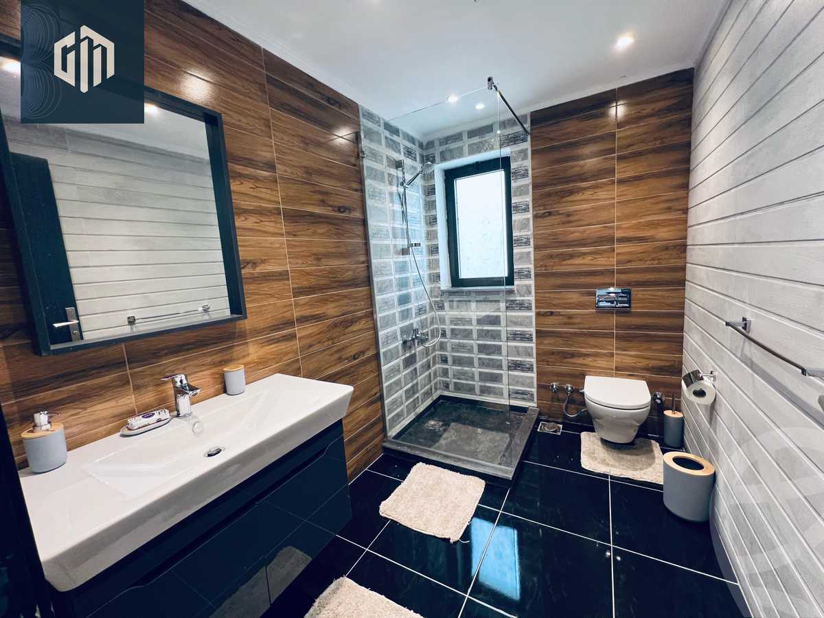 https://aqarmap.com.eg/en/listing/6262188-for-rent-cairo-new-cairo-compounds-lakeview-residence