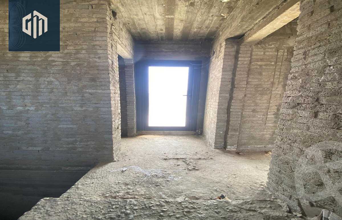 https://aqarmap.com.eg/en/listing/6265902-for-sale-cairo-new-cairo-compounds-mivida-parcel-4-avenues-mivida