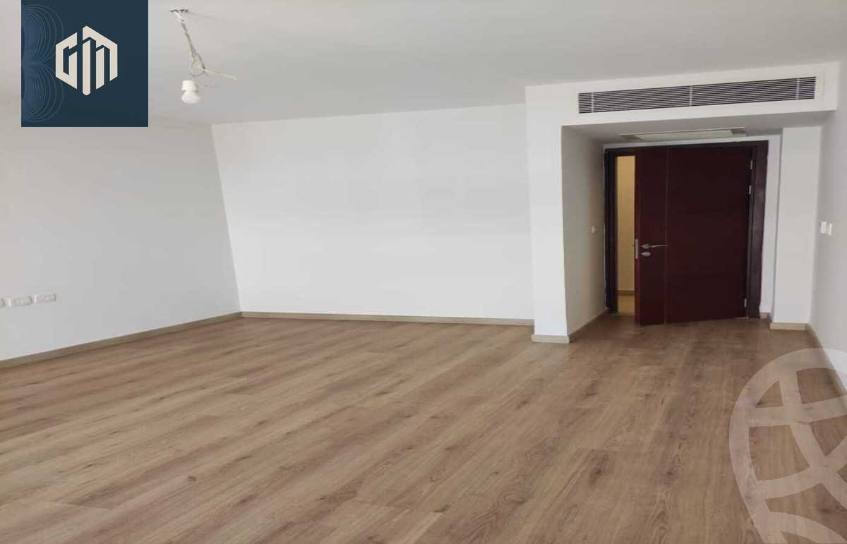 https://aqarmap.com.eg/ar/listing/6283256-for-rent-cairo-new-cairo-compounds-hyde-park-centre-ville-hyde-park