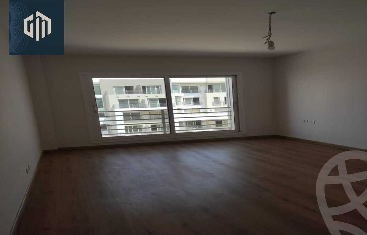 https://aqarmap.com.eg/ar/listing/6283256-for-rent-cairo-new-cairo-compounds-hyde-park-centre-ville-hyde-park