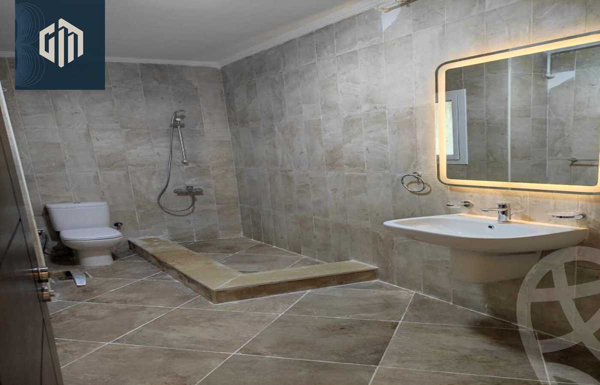 https://aqarmap.com.eg/ar/listing/6283256-for-rent-cairo-new-cairo-compounds-hyde-park-centre-ville-hyde-park