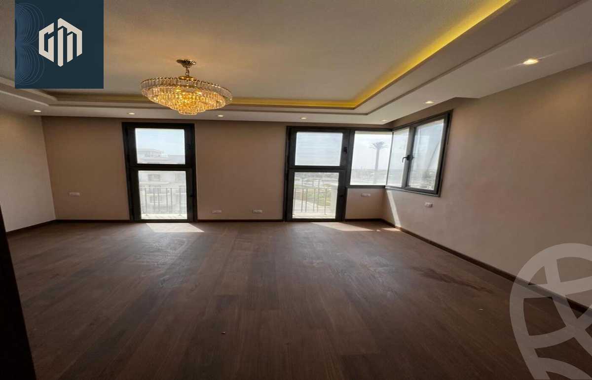 https://aqarmap.com.eg/ar/listing/6283256-for-rent-cairo-new-cairo-compounds-hyde-park-centre-ville-hyde-park