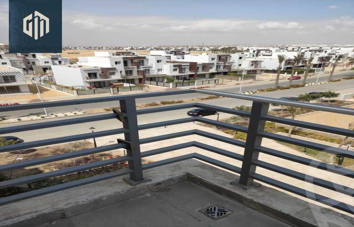 https://aqarmap.com.eg/ar/listing/6283256-for-rent-cairo-new-cairo-compounds-hyde-park-centre-ville-hyde-park