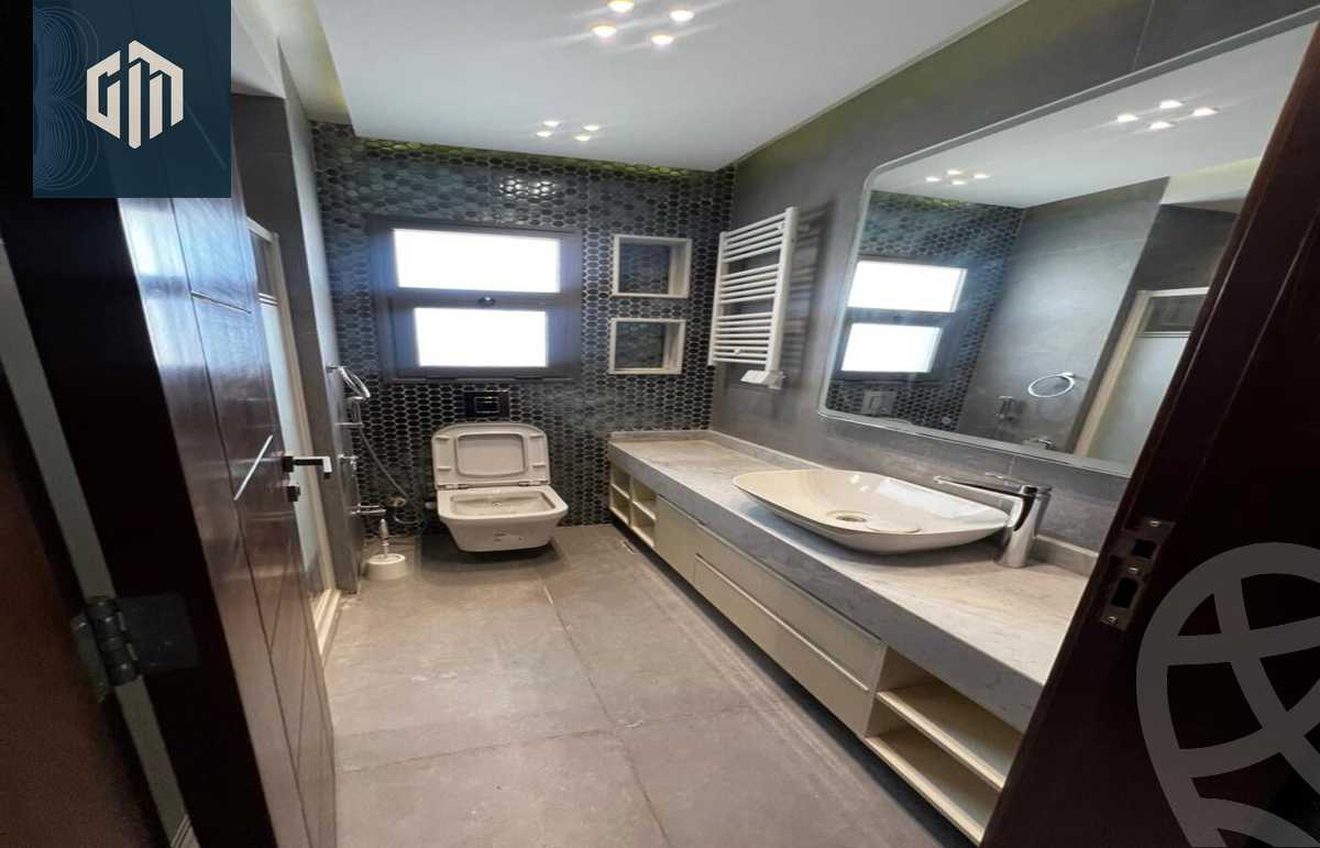 https://aqarmap.com.eg/ar/listing/6283256-for-rent-cairo-new-cairo-compounds-hyde-park-centre-ville-hyde-park
