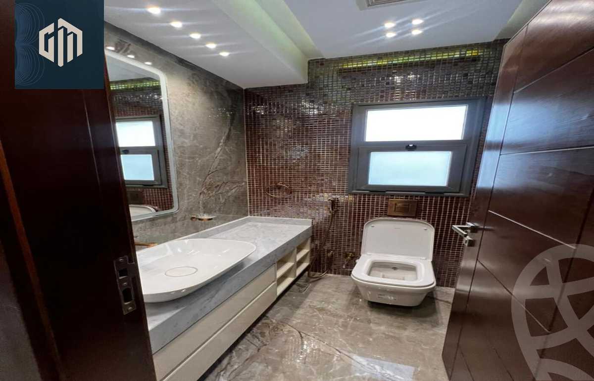 https://aqarmap.com.eg/ar/listing/6283256-for-rent-cairo-new-cairo-compounds-hyde-park-centre-ville-hyde-park