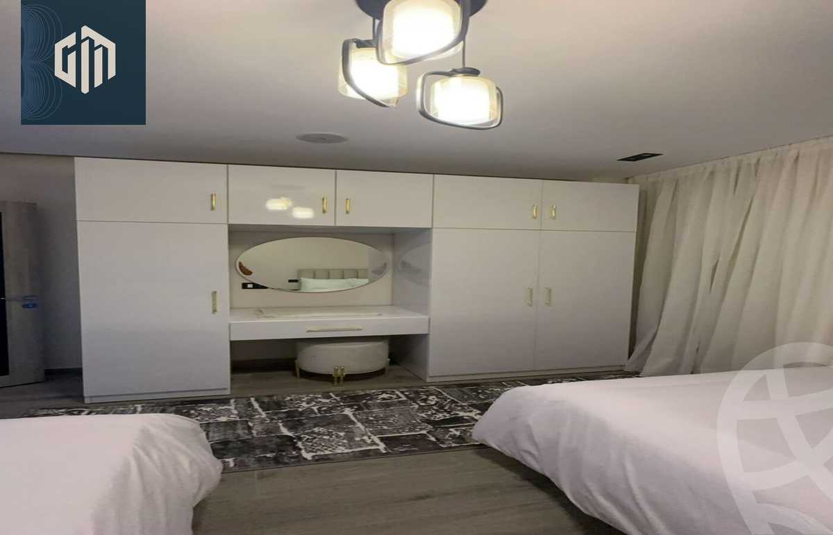 https://aqarmap.com.eg/ar/listing/6291113-for-rent-cairo-new-cairo-compounds-hyde-park-centre-ville-hyde-park
